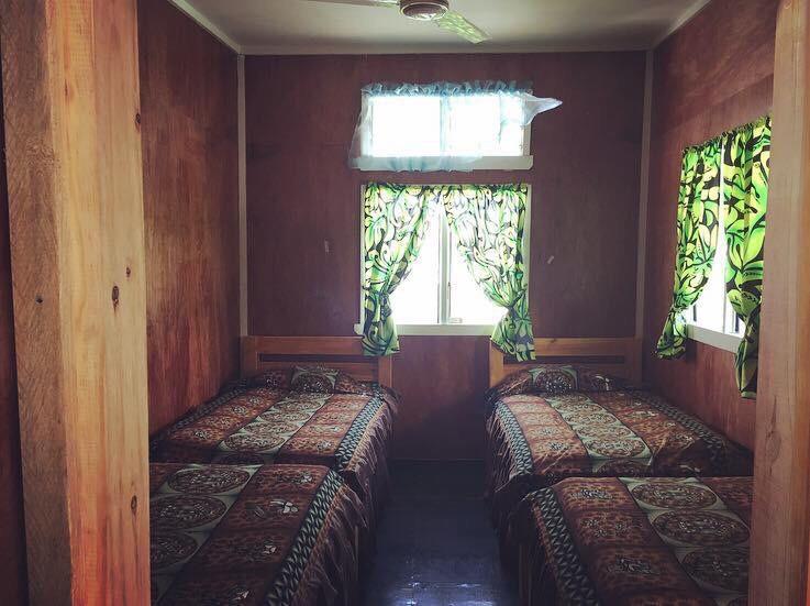 The Village Backpackers Нукуалофа Екстер'єр фото